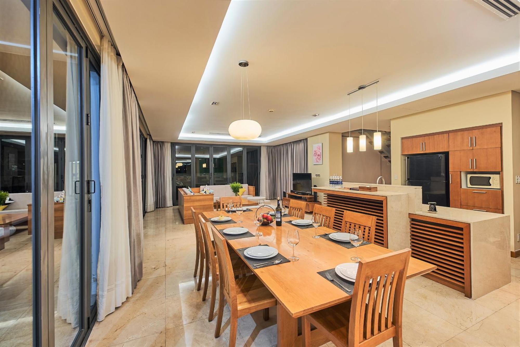 Deluxe Beach Villas By Danatrip Da Nang Habitación foto